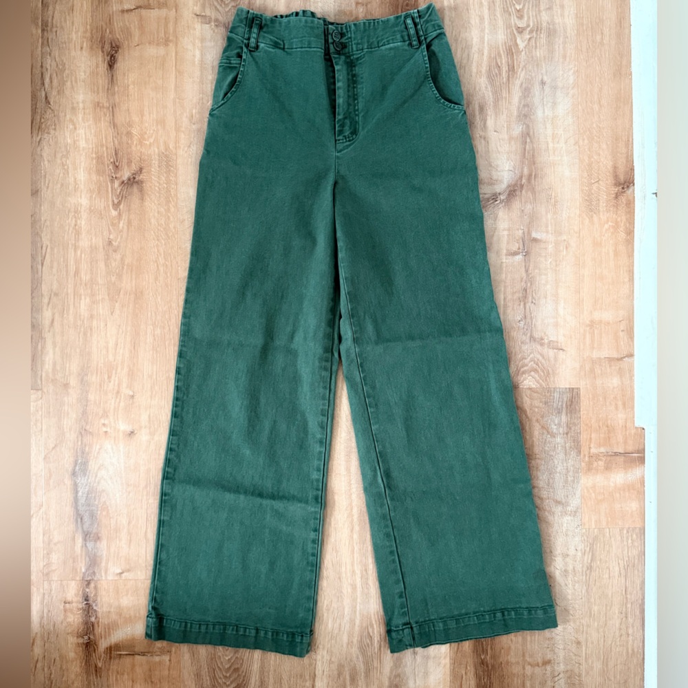 YFB WOMENS GREEN Relaxed Wide Leg Jeans! Size Medium